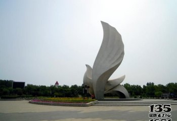 給咱雕塑-城市別墅不銹鋼白鋼創意抽象鴿子雕塑